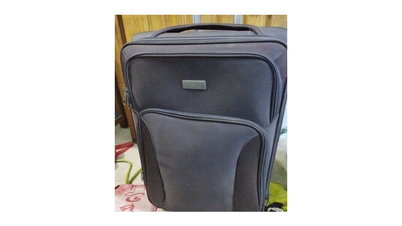 suitcase-big-0