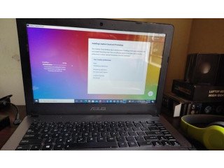 Asus Core i3 Series laptop