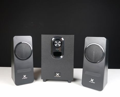 xtreme-e121-speaker-b-big-2